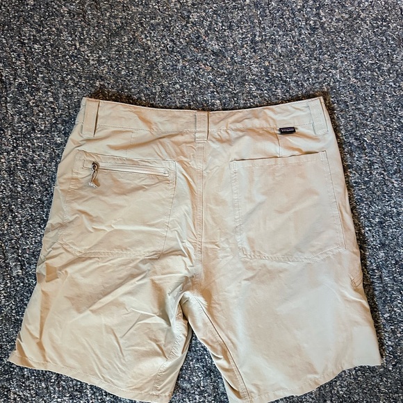 Patagonia Performance Outdoor Shorts - Picture 3 of 3